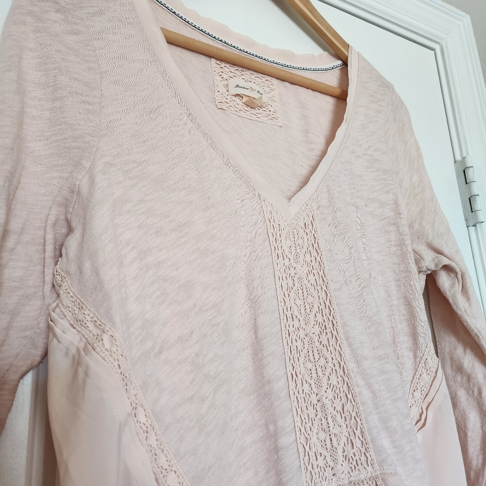 Meadow Rue Anthropologie Melia Blush Peplum Blouse Large - Picture 3 of 14